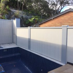 choosing the right pool fence
