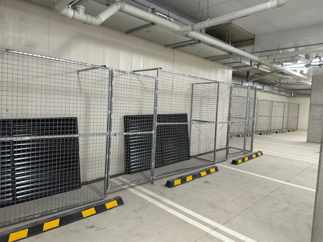 storage cage by master groups